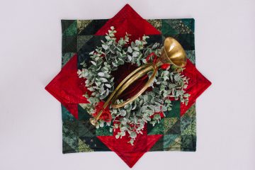 Winter Poinsettia HST Table Mat Pattern