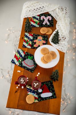 Christmas Cheer Holiday Mug Rugs